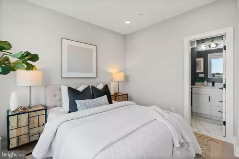 Bedroom - 2019 M St NE #PH9, Washington, DC 20002 photo 3 of 5