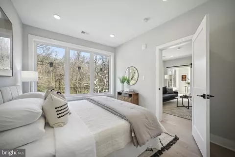 Bedroom - 2019 M St NE #7, Washington, DC 20002 photo 2 of 2