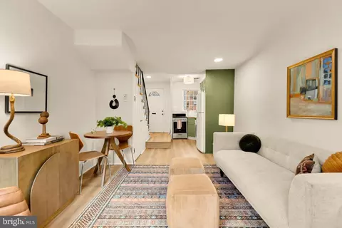 2 Browns Ct SE, Washington, DC 20003 photo 2