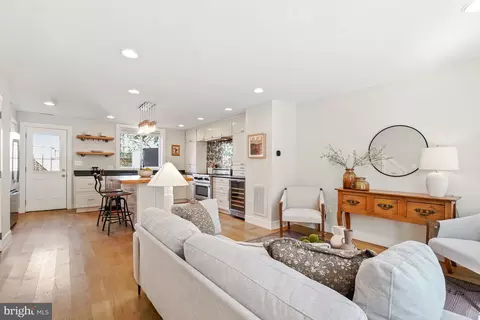 Other - 203 17th St SE, Washington, DC 20003 photo 3 of 8