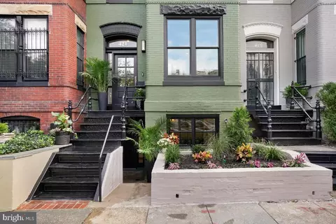 Exterior - 421 4th St NE, Washington, DC 20002 photo 2 of 8