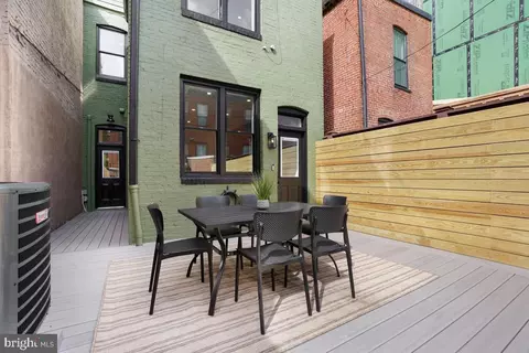 Exterior - 421 4th St NE, Washington, DC 20002 photo 4 of 8