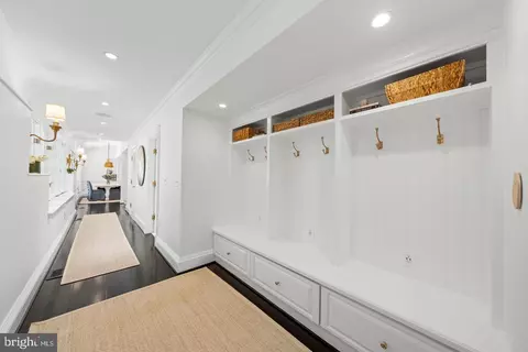 Entry Way - 2501 49th St NW, Washington, DC 20007 photo 3 of 4