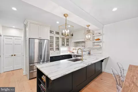 3249 Sutton Pl NW #C, Washington, DC 20016