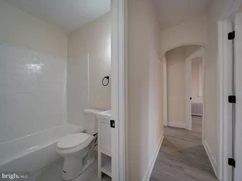 Entry Way - 1946 I St NE, Washington, DC 20002 photo 7 of 8