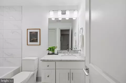 Bath - 1632 K St NE #2, Washington, DC 20002 photo 2 of 3