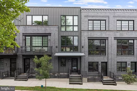 770 Girard St NW #1E, Washington, DC 20001