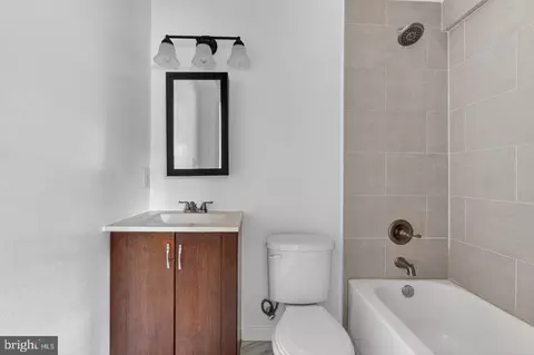Bath - 4636 Hillside Rd SE, Washington, DC 20019 photo 1 of 2