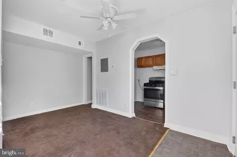 Entry Way - 4636 Hillside Rd SE, Washington, DC 20019 photo 7 of 9