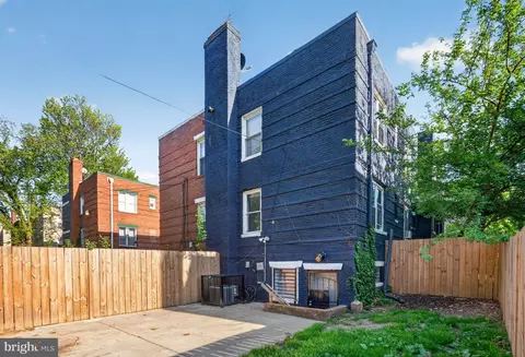 Exterior - 4636 Hillside Rd SE, Washington, DC 20019 photo 3 of 7