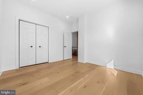Other - 907 L St NE, Washington, DC 20002 photo 3 of 10