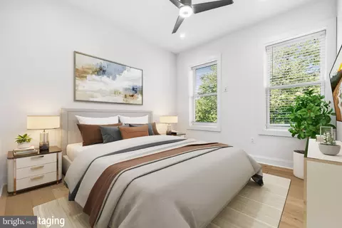 Bedroom - 907 L St NE, Washington, DC 20002 photo 1 of 5