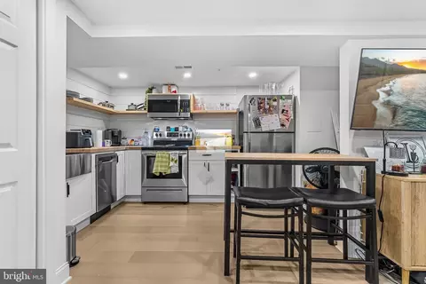 Kitchen - 907 L St NE, Washington, DC 20002 photo 2 of 4