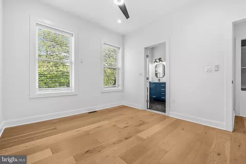 Bedroom - 907 L St NE, Washington, DC 20002 photo 2 of 5