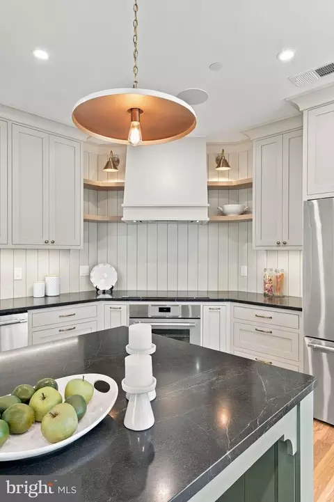 Kitchen - 1818 Independence Aly SE, Washington, DC 20003 photo 4 of 4