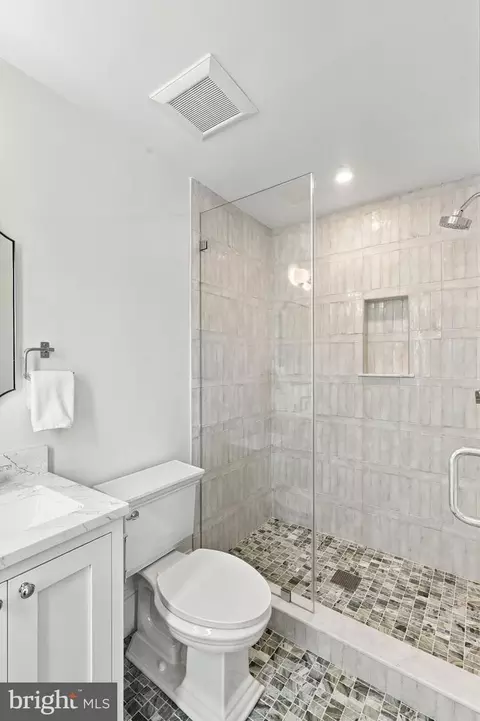 Bath - 1818 Independence Aly SE, Washington, DC 20003 photo 6 of 6