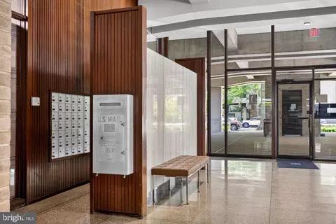 Entry Way - 1245 4th St SW #E606, Washington, DC 20024 photo 2 of 2