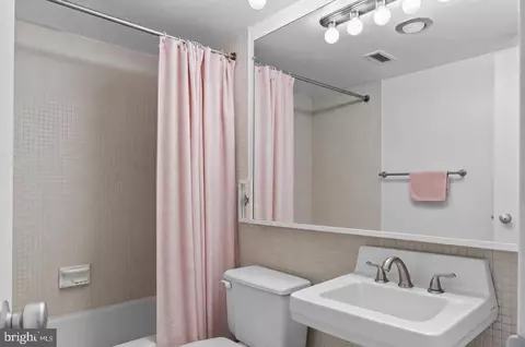 Bath - 1245 4th St SW #E606, Washington, DC 20024 photo 1 of 1