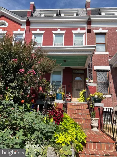 627 Quincy St NW, Washington, DC 20011