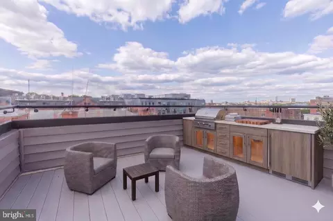 Exterior - 1332 G St SE #3, Washington, DC 20003 photo 1 of 8