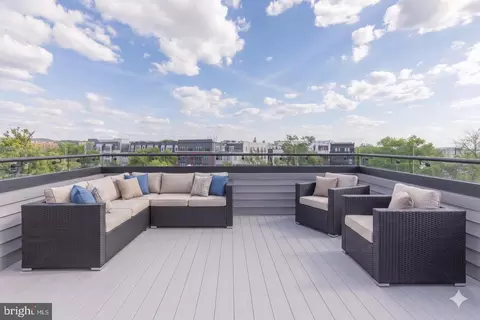 Exterior - 1332 G St SE #3, Washington, DC 20003 photo 2 of 8
