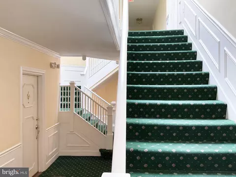 Entry Way - 3520 W Pl Nw NW #202, Washington, DC 20007 photo 3 of 3