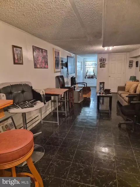 Entry Way - Undisclosed, Washington, DC 20001 photo 7 of 8