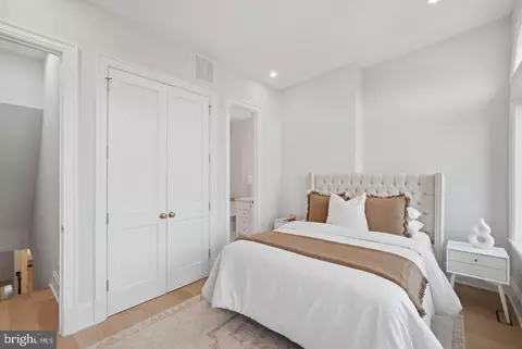 Bedroom - 626 A St NE, Washington, DC 20002 photo 5 of 5