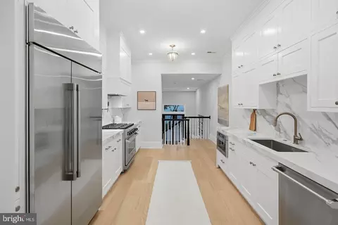 Entry Way - 626 A St NE, Washington, DC 20002 photo 3 of 3