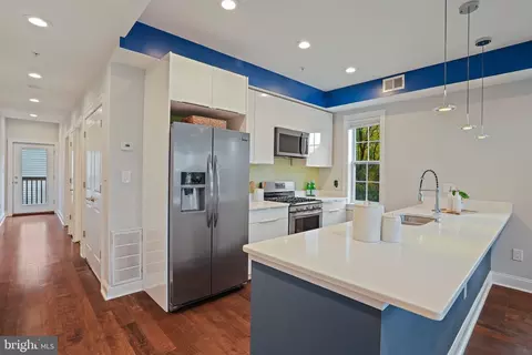 Entry Way - 1716 NE 3rd St NE #B, Washington, DC 20002 photo 2 of 6