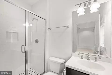 Bath - 2995 38th St NW, Washington, DC 20016 photo 5 of 5