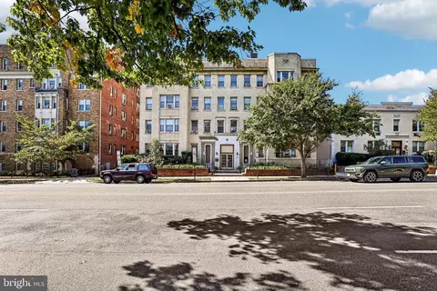 3010 Wisconsin Ave NW #B2, Washington, DC 20016