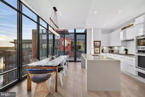 Dining - 45 Sutton Sq SW #PH01, Washington, DC 20024 photo 8 of 10