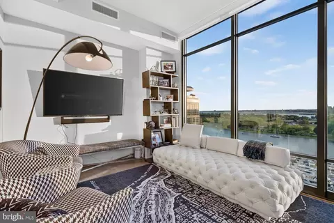Living - 45 Sutton Sq SW #PH01, Washington, DC 20024 photo 1 of 4