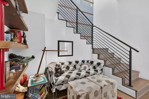 Entry Way - 45 Sutton Sq SW #PH01, Washington, DC 20024 photo 3 of 4
