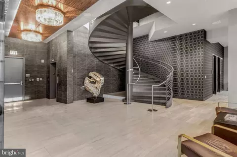 Entry Way - 45 Sutton Sq SW #PH01, Washington, DC 20024 photo 4 of 4