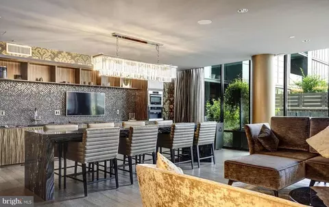 Dining - 45 Sutton Sq SW #PH01, Washington, DC 20024 photo 10 of 10