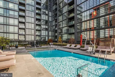 Exterior - 45 Sutton Sq SW #PH01, Washington, DC 20024 photo 9 of 10