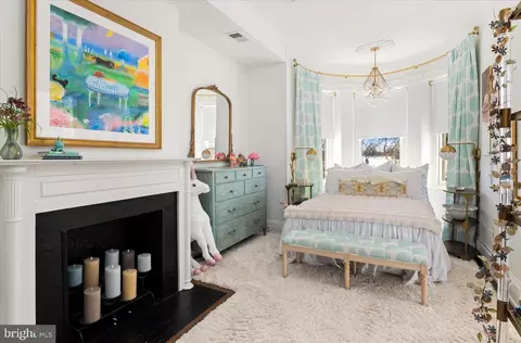 Bedroom - 2733 P St NW, Washington, DC 20007 photo 4 of 4