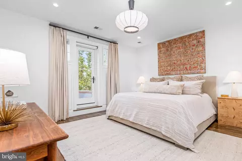 Bedroom - 2733 P St NW, Washington, DC 20007 photo 1 of 4