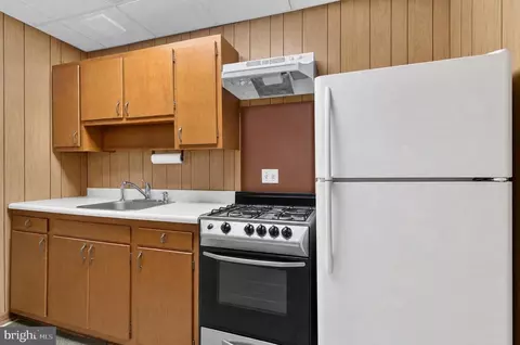 Kitchen - 312 D St NE, Washington, DC 20002 photo 2 of 2