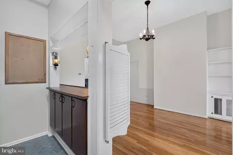Entry Way - 312 D St NE, Washington, DC 20002 photo 2 of 3