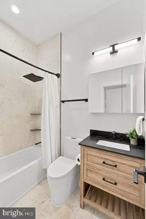 Bath - 807 A St NE #201, Washington, DC 20002 photo 1 of 3