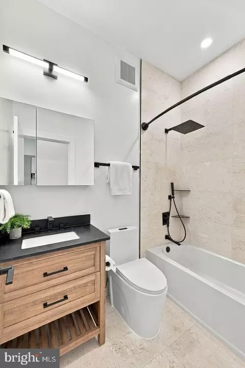 Bath - 807 A St NE #201, Washington, DC 20002 photo 3 of 3