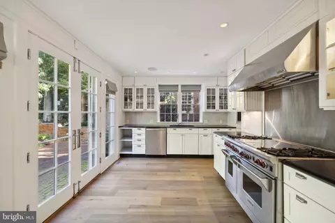 Kitchen - 2411 Tracy Pl NW, Washington, DC 20008 photo 2 of 2