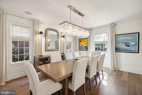Dining - 2411 Tracy Pl NW, Washington, DC 20008 photo 1 of 1