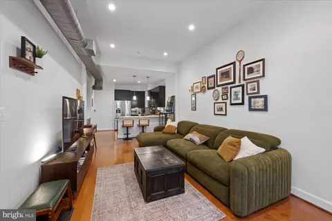 Living - 1508 R St NW #2, Washington, DC 20009 photo 1 of 1