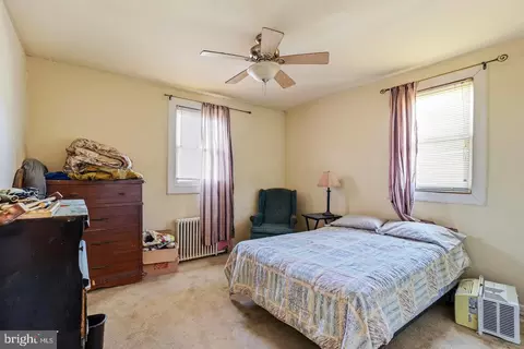Bedroom - 4936 E Capitol St NE, Washington, DC 20019 photo 4 of 6