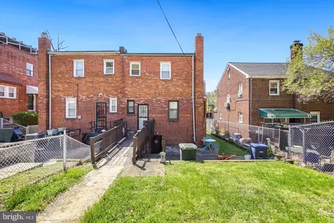 Exterior - 4936 E Capitol St NE, Washington, DC 20019 photo 7 of 8