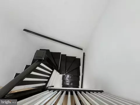 Entry Way - 1820 L St NE, Washington, DC 20002 photo 1 of 3